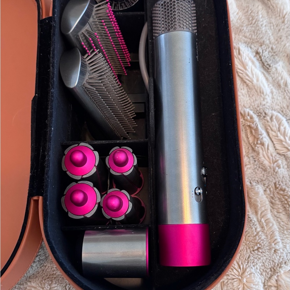 Dyson Airwrap- Silver and Pink